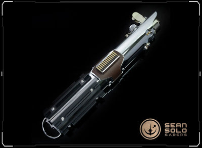 Rey Skywalker "Reyflex" EP9 Hero Saber Custom Lightsaber - Sean Solo Sabers